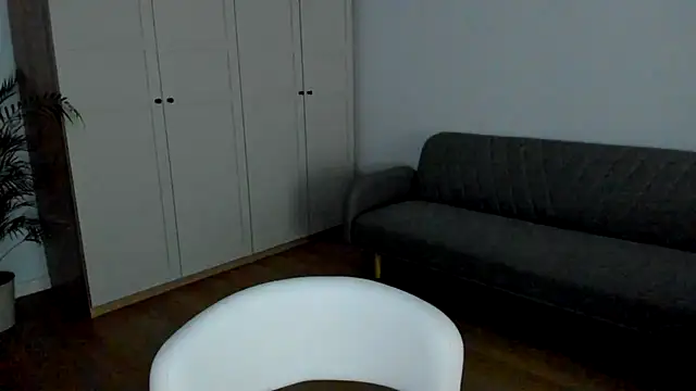Chat +18 de BellaaDona ao vivo