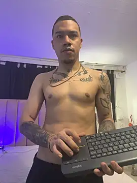 AlphaMasterXxx Live XXX-Chat