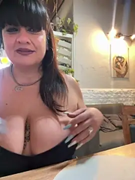 Sensualmente333's Live XXX Chat