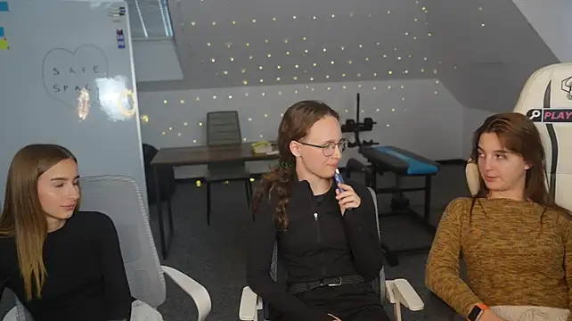 Chatroom XXX en direct de Sweet_cherry054