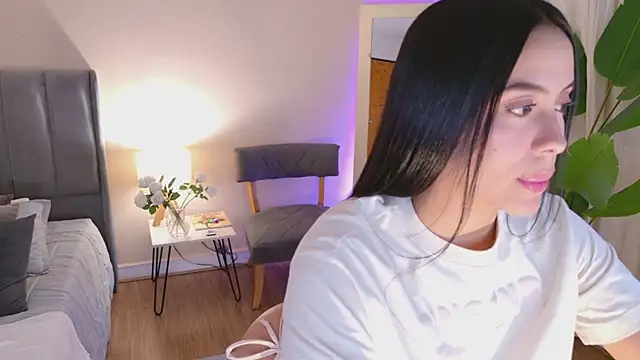 Megaan___ Live XXX-Chat