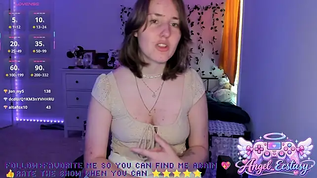 Angel_Ecstasy élő XXX-chatje