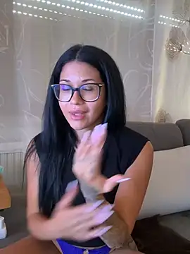 XXX chat uživo modela littlelatina