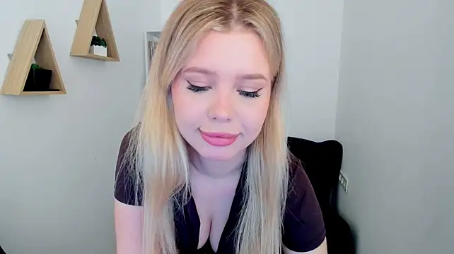 FollowLovee Live XXX-chat