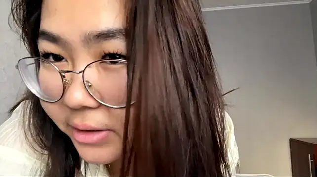 HikkoSinu's Live XXX Chat