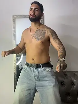 matteosantos XXX чат на живо