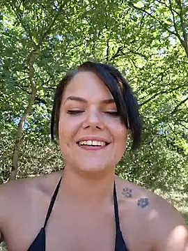 Chat +18 de Xladycharme ao vivo