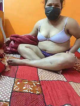 dhanshri143 Adlı Modelin Canlı XXX Sohbeti
