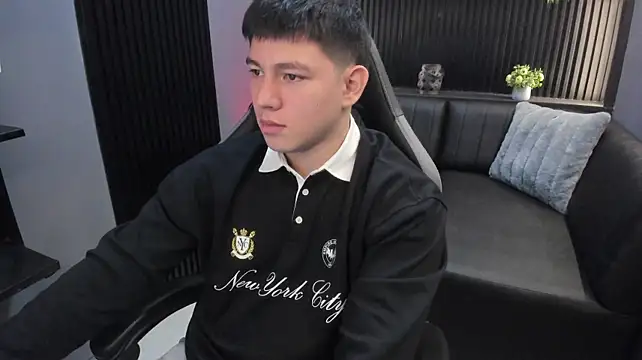 JamesCr_ – Naživo XXX chat