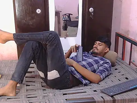 XXX chat uživo modela HotXKrish