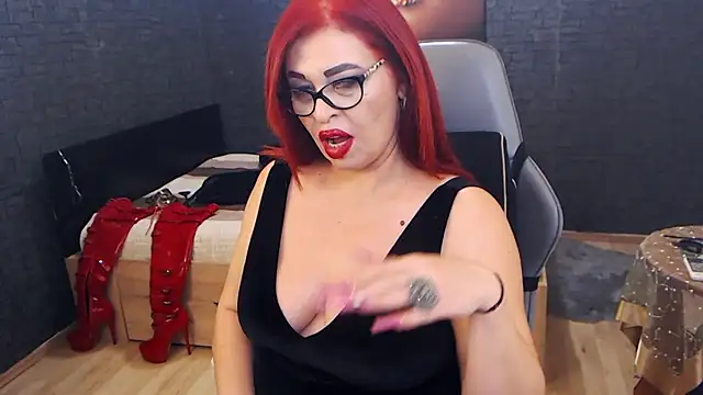 دردشة DonatellaRossy الجنسية المباشرة