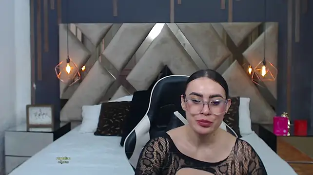 MartinaaFit Chat XXX in diretta