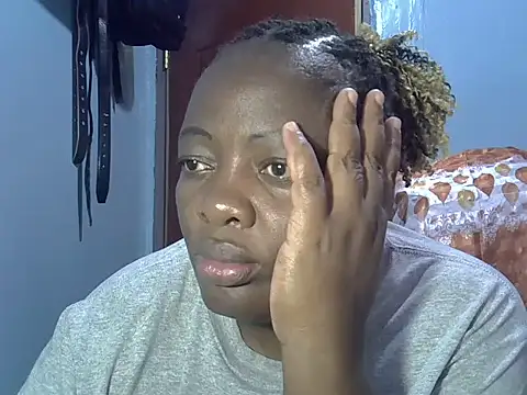 Ebonyceline Chat XXX live