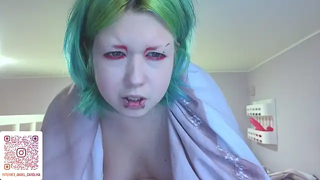 IntertetAngel Chat XXX in diretta