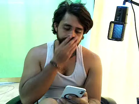 aronmiller404n Live XXX chat