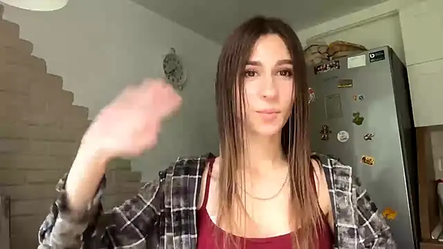 Chat +18 de ZaraGuyette ao vivo
