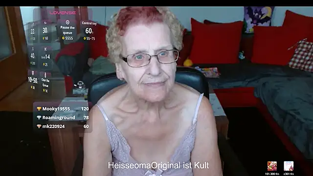 HeisseomaOriginal Chat XXX in diretta