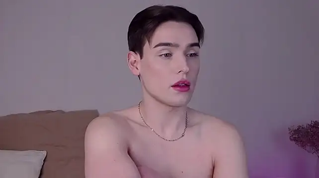 RobbyCharming's Live XXX Chat