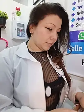 SARA_21- লাইভ XXX চ্যাট