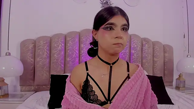 Channel_sofia Adlı Modelin Canlı XXX Sohbeti