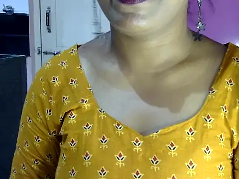 Zara_Sidd live XXX chat