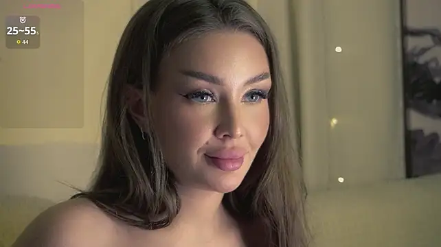 دردشة AnnyBangs الجنسية المباشرة
