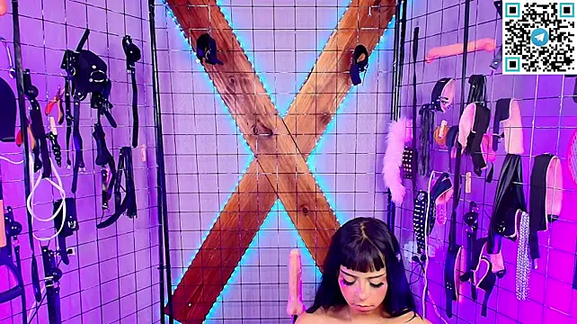 แชท XXX สดของ ambar_mistress_bdsm