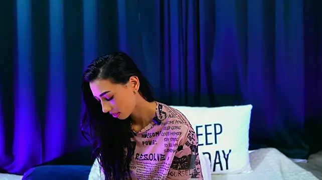 Chatroom XXX en direct de JessieePink