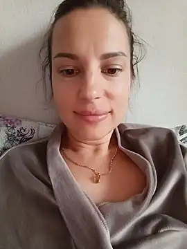 XXX chat uživo modela She-Moon