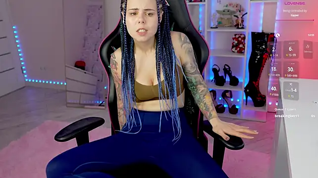 QueenAliceX XXX чат на живо