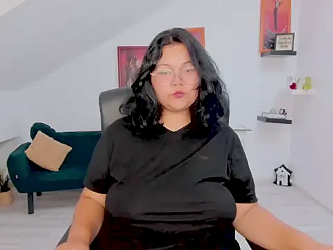 แชท XXX สดของ HaraNoir
