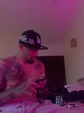 Show Webcam de SstraightattedlilDCumz