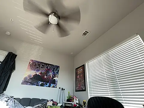 4EVAGLACIERS' Live XXX Chat