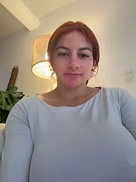 AtheneaRossi Chat XXX in diretta