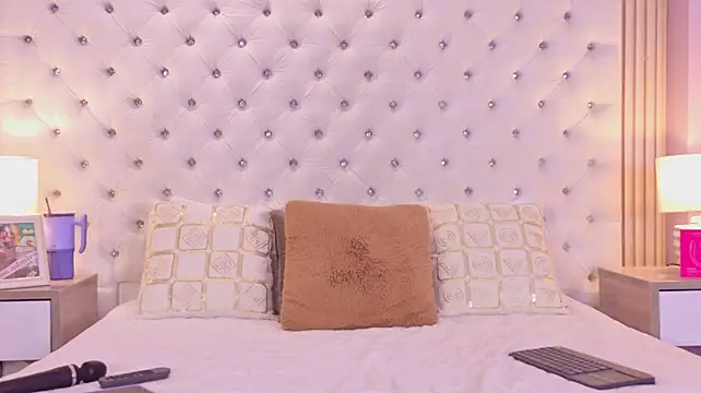 VaniaRouse 라이브 XXX 채팅