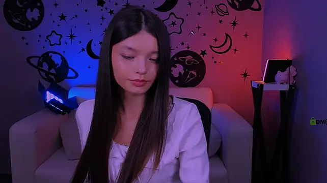 Онлайн чат XXX bella_dorn