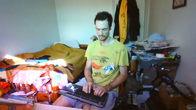 JohnnyMoves Chat XXX live