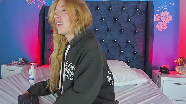 Czat XXX na żywo – violetsmith1_
