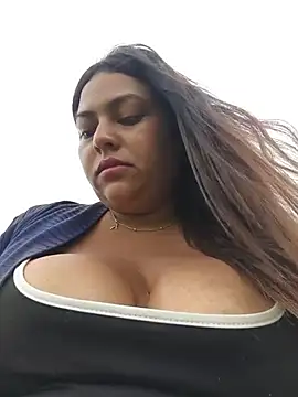 Chatroom XXX en direct de velen_09