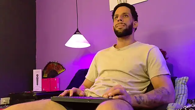 Czat XXX na żywo – Karim_mansur