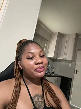 Chat XXX en directo de Renee-18