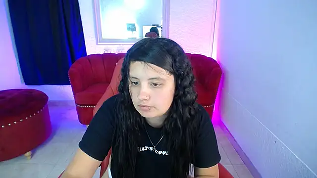nathaly_low1 XXX чат на живо