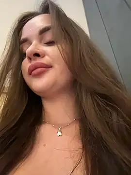 Chat +18 de KristiRich ao vivo