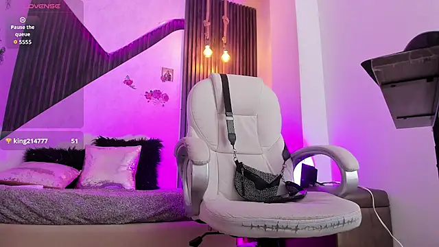 Mia_Dreaam – Live XXX-chat