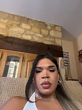 biancaAngel Adlı Modelin Canlı XXX Sohbeti
