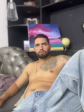 matteosantos XXX чат на живо
