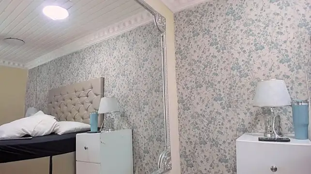 Živý XXX chat MarckThompsonn