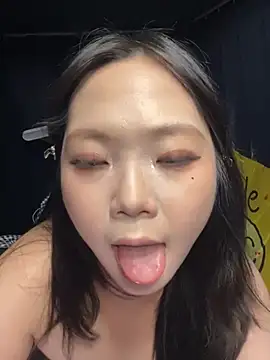 Esme-ai 网络视讯表演