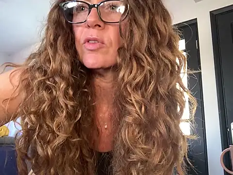 gingergymbunny Adlı Modelin Canlı XXX Sohbeti
