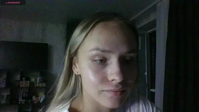 צ'אט XXX בשידור חי של Annie_Cohn